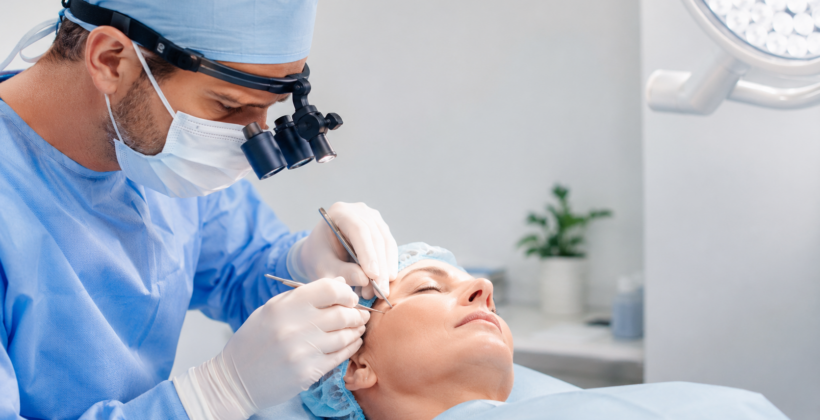 Cirurgia de Mohs no nariz: por que é uma das melhores opções para câncer de pele? Cirurgia de Mohs no nariz: por que é uma das melhores opções para câncer de pele?