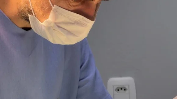 Quanto tempo dura a cirurgia de Mohs? Entenda as etapas Quanto tempo dura a cirurgia de Mohs? Entenda as etapas